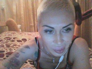 -MalibuGirl bongacams