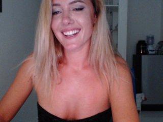 -MissKris- bongacams