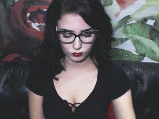 AdelynnLuxury bongacams