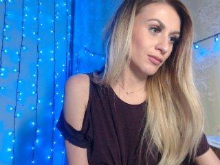 Aimee-25 bongacams