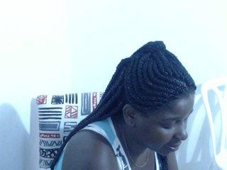 AnittaHorny bongacams