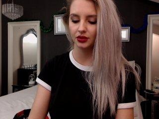 AshleyLunna bongacams