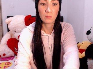 avrilsnow bongacams