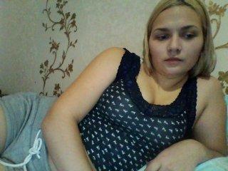 BlondyCoronet bongacams