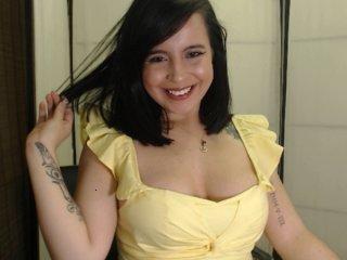 camila-doll10 bongacams