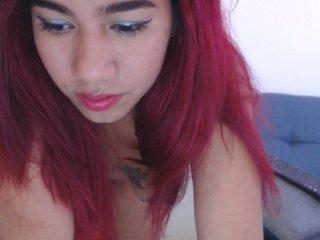 CAROLINEJONE bongacams