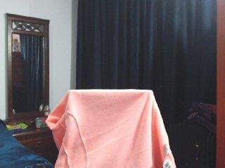 Carolina-p00 bongacams