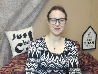 CarolineBB bongacams