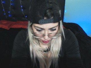 cherryrainbow bongacams