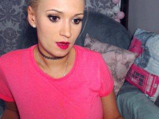 DaisyLovve bongacams