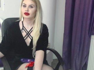 DeliciousMyax bongacams