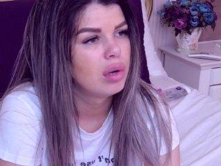 EliseTyler bongacams