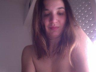 Felicia27 bongacams