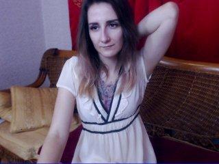 FoxAlisson bongacams