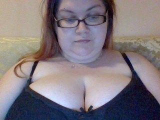 Girlbbw92 bongacams