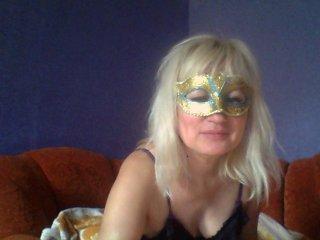 GoldieBlondie bongacams