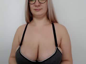 hannahredlips chaturbate