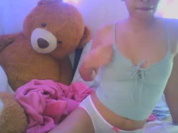 honeyyybear chaturbate