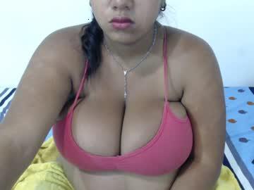 hornyboobs18 chaturbate