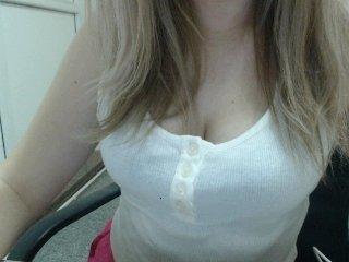 Hott-boobs bongacams