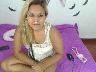 hottiesol bongacams