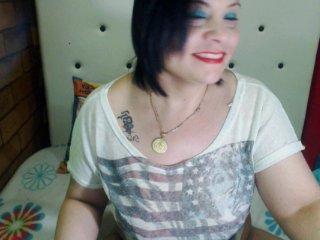 hotviolet33 bongacams