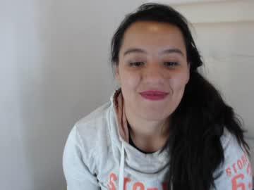 julie_brook chaturbate