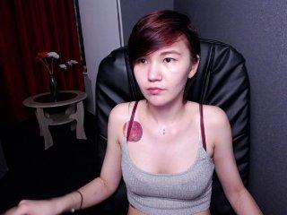 Kelly-Leen bongacams