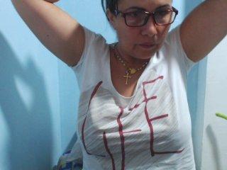 LATINAANALx bongacams