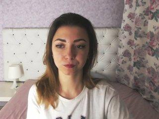 LuckyKarolina bongacams