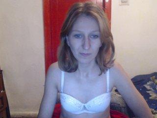 mandarinka42r bongacams