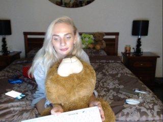 mikaella95 bongacams