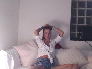 MissMia90 bongacams