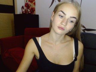 MollyWatson bongacams