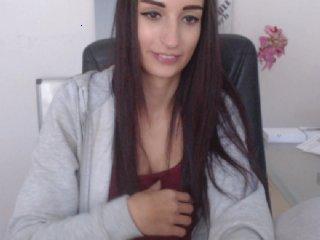 NaturalLia bongacams