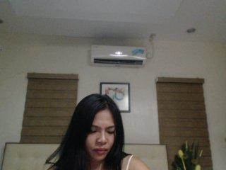 NEWkuteMORENA bongacams