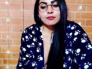 Pocahontas021 bongacams