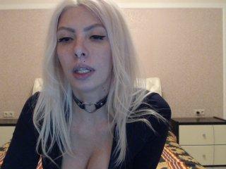 RoxySkyBlue bongacams