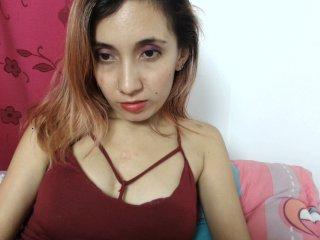 Simmone18 bongacams