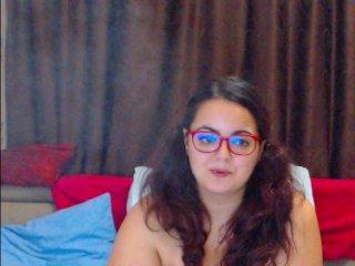 SluttyNerd bongacams