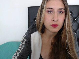 SophiaSmith01 bongacams