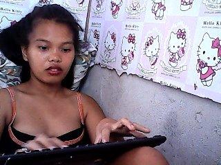 sweetvirgin18 bongacams