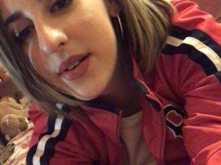 TouchMasha bongacams