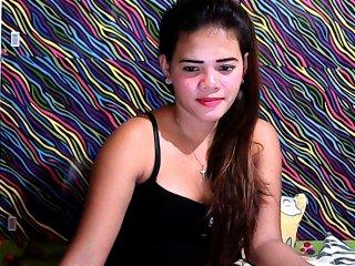 xSweetAngel18 bongacams